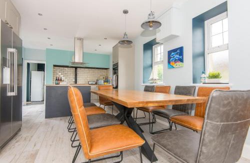 Edern House | Llywnfor