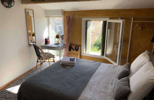 Pouzols Bed & Breakfast | Lo Componaïro