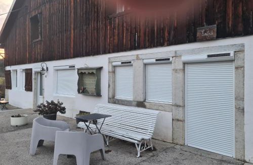 La Longeville Apartment | Lo Nid Chau