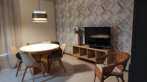 Tremp Apartment | Lo Peressall Blau