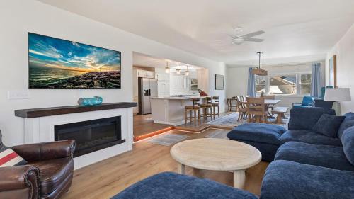 Village Green House | Lobster Landing