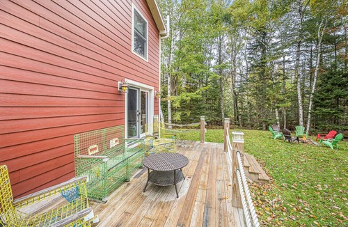 Lamoine Beach Cottage | Lobsterman's Secret Cottage