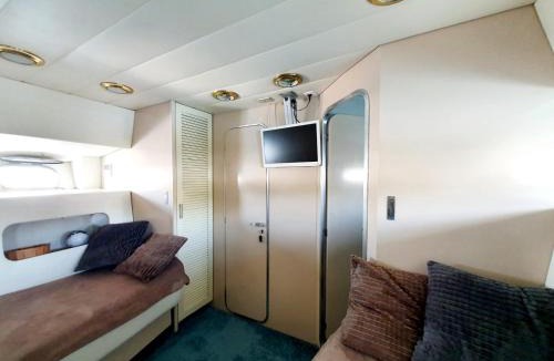 Gruissan Boat Rental | Loc de cabines sur Yacht