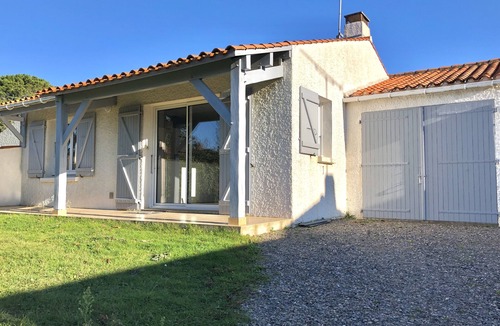 Saint-Vincent-sur-Jard House | LocaJard House "Les Sternes" 400m from sandy beaches, 70m², 3 bedrooms