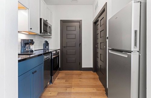 Newark Apartment | Local Discounts!-The Revitalized Newark Arcade