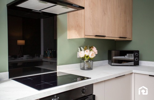 Tynemouth House | Local shops, bars, restaurants and basic amenities