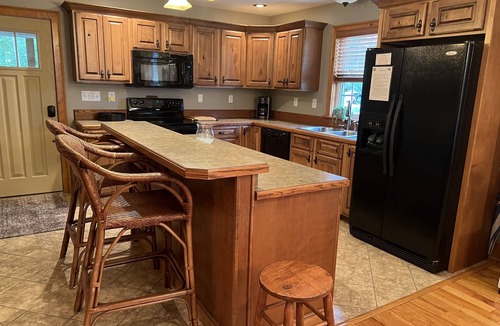 Abingdon Other | LOCATED IN ABINGDON, VA - PRIVATE, TRANQUIL SETTING