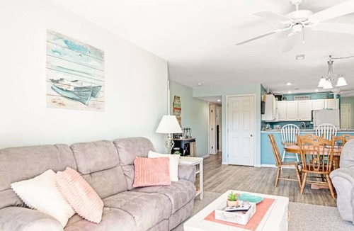 Kaiser Condo | Located in State Park- Family Friendly- Pool Nearby- Boat Slip- No Steps