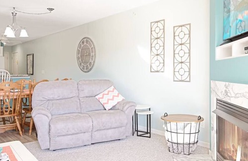 Kaiser Condo | Located in State Park- Family Friendly- Pool Nearby- Boat Slip- No Steps