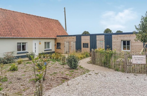 Longueville House | Located in the heart of the Côte d'Opale, here you can take a relaxing break in the midst of nature