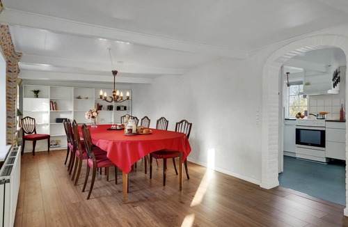 Skaerbaek House | Located near the Wadden Sea, this country house with large grounds welcomes you.