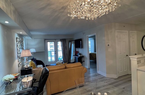 Milton Apartment | Located on 2nd Floor of Condo, Entire Apt, Free Wifi, Free Parking