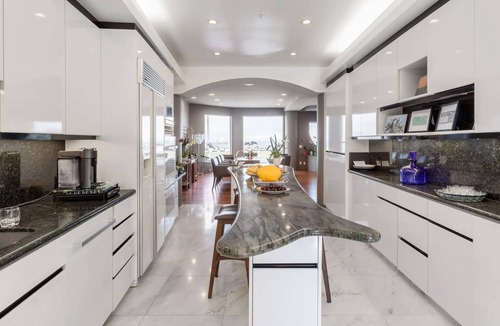 Marina District House | Located on Marina blvd