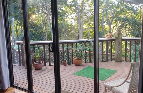 Eagle Heights House | Locatio Location Location