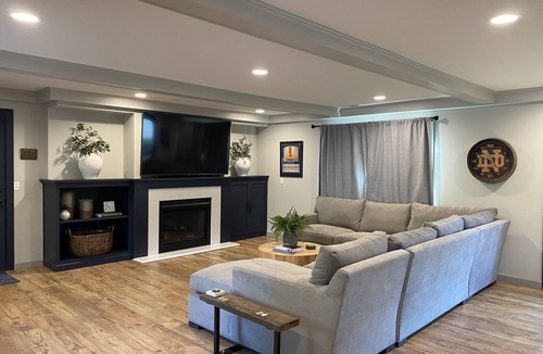 Harters Heights House | LOCATION- 3 bedrooms with 3 full baths