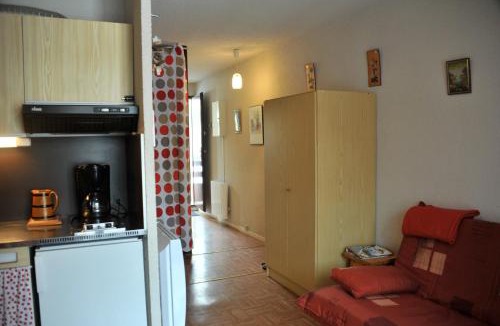 Le Lauzet-Ubaye Apartment | location angelique t2 a la montagne