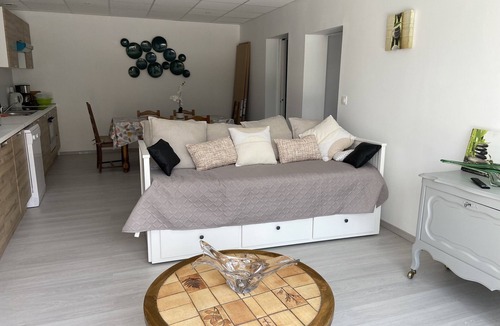 Camblain-Chatelain Apartment | Location Appartement 6 Pers. Avec Piscine "hirondelle"