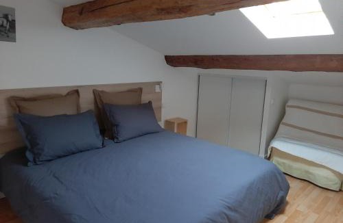 Saint-Clement House | LOCATION APPART 45 M² - 2 CH AVEC JARDIN PRIVATIF