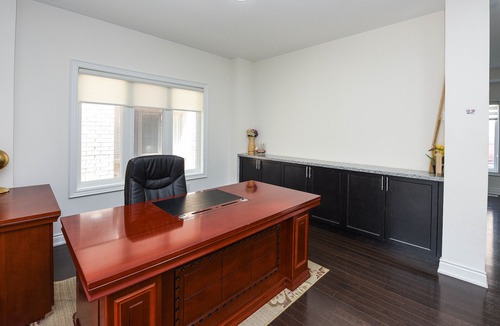 Norval House | Location at It's Best