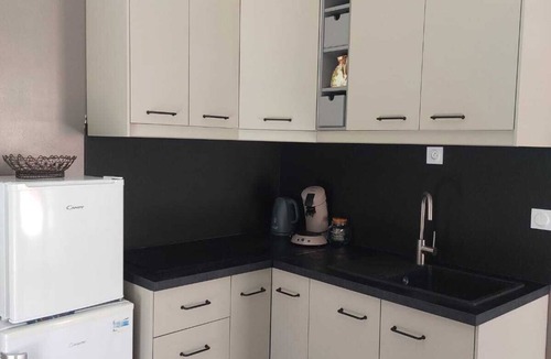 Aureille Apartment | Location au Cœur des Alpilles, Appartement Pour 2 Personnes Avec Terrasse Privée