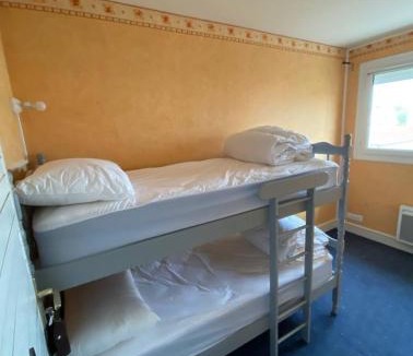 Pin - Vert Galant House | Location au pied du circuit