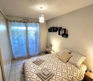 Malbosc Apartment | Location courte durée T2 avec terrasse à Montpellier