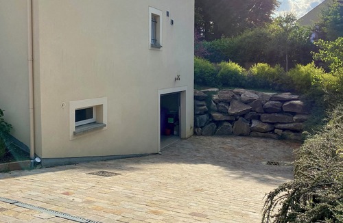 Levis-Saint-Nom House | Location Espace Extérieur Pour Tournage