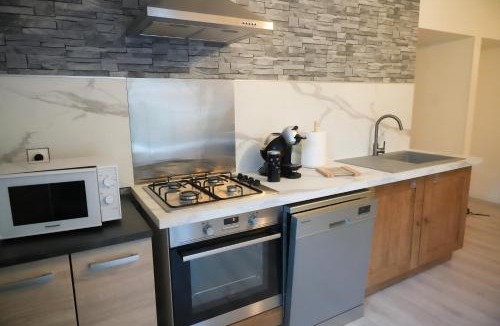 Guiselle Apartment | Location F2 44 m2