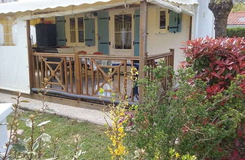 Saint-Pierre-d'Oleron Ski Chalet | Location Ile D'oléron