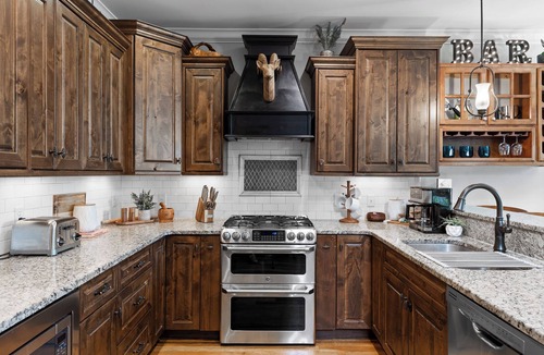 North Chattanooga House | Location! Hot Tub, Pet Friendly, Downtown Living