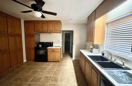 Los Poblanos House | 🌶️Location! Huge 3K SqFt Home Nestled on Private 1-Acre Lot + Mountain View’s