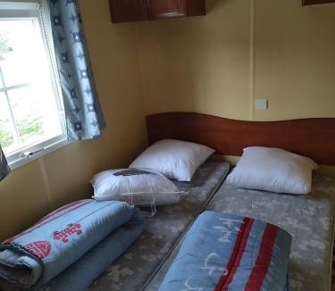 Oriolles Other | Location insolite étang