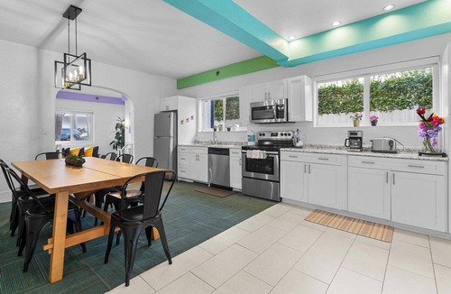 West Avenue House | Location Location Location! In the Heart of South Beach.