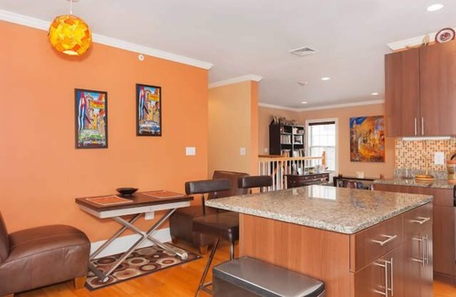 D Street - West Broadway Condo | LOCATION, LOCATION LOCATION, 2 Bed, 2 Bath Luxury Condo