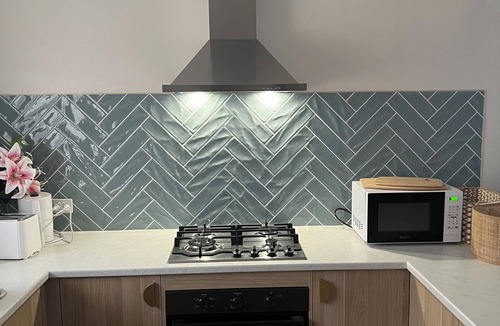 Alfredton Apartment | Location, location, location !