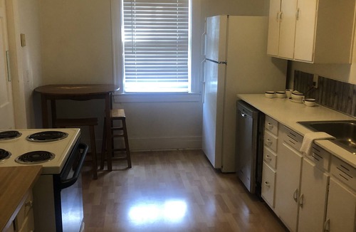 Lexington Apartment | Location location location-#15015318-1