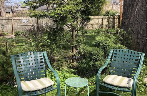 Holland House | Location, Location, Location! Historic District near downtown