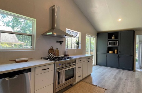Panorama Village House | LOCATION, LOCATION, LOCATION! 2 Bedroom Home in Panorama Village Golf Community
