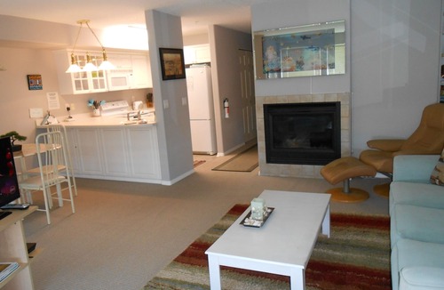 Seaside Condo | Location, Location, Location! This Condo is located in the heart of Seaside!