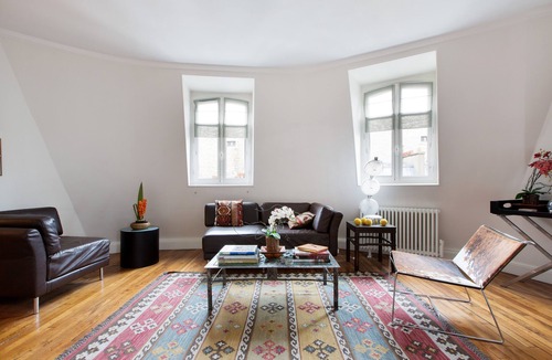 Quartier des Invalides Apartment | Location! Location! St.Germain Orsay 2 bdr/2bath Bright Designer Penthouse