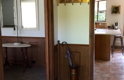 Parkdale House | Location, Location the Beach & Station