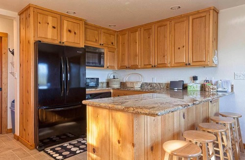 Ridgewood Cabin | Location location location.with PANORAMIC VIEWS OF LAKE TAHOE!
