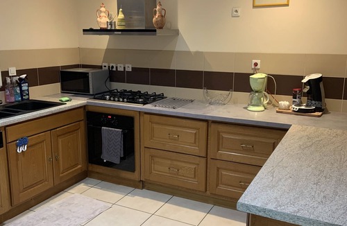 Roussillon-en-Isere Bed & Breakfast | Location Maison Meublée