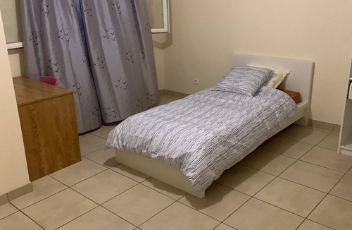 Roussillon-en-Isere Bed & Breakfast | Location Maison Meublée