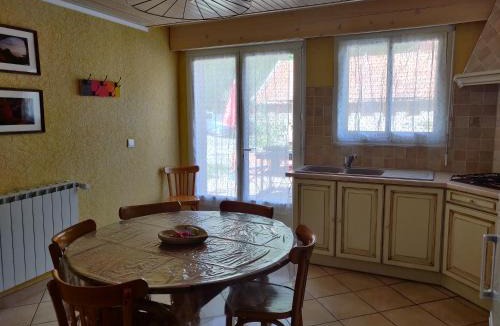 Le Lauzet-Ubaye Apartment | Location MarjoRI - T3 Le Kakariki