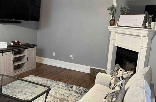 South Baton Rouge House | Location! Minutes from L’Auberge/LSU/DOWNTOWN
