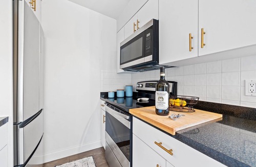 North East Park House | Location! Minutes from downtown St Pete, Private Pool Home Walk to Everything