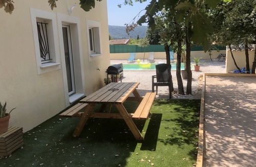 Rocbaron House | Location Saisonnière Avec Piscine