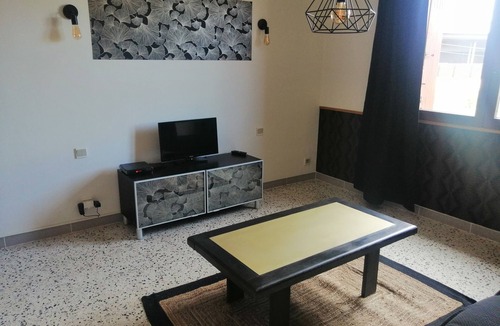 Le Pontet Apartment | Location Saisonnière à Deux pas D'avignon