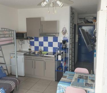 Saint-Cyprien Plage Apartment | Location Studio Saint-Cyprien avec parking